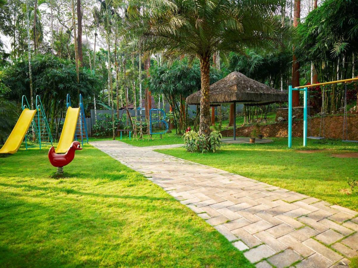 The Woods Resorts Wayanad Sultan Bathery Exterior photo