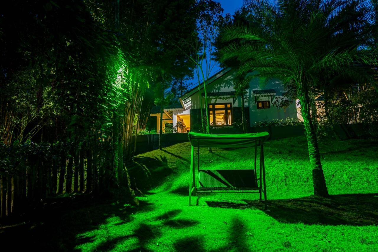 The Woods Resorts Wayanad Sultan Bathery Exterior photo
